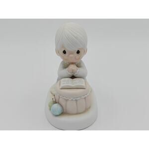 Precious Moments PM 861 Grandmas Prayer Collectors Club Enesco Figurine 1986